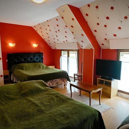 בובואר Chambres Les Salles מראה חיצוני תמונה