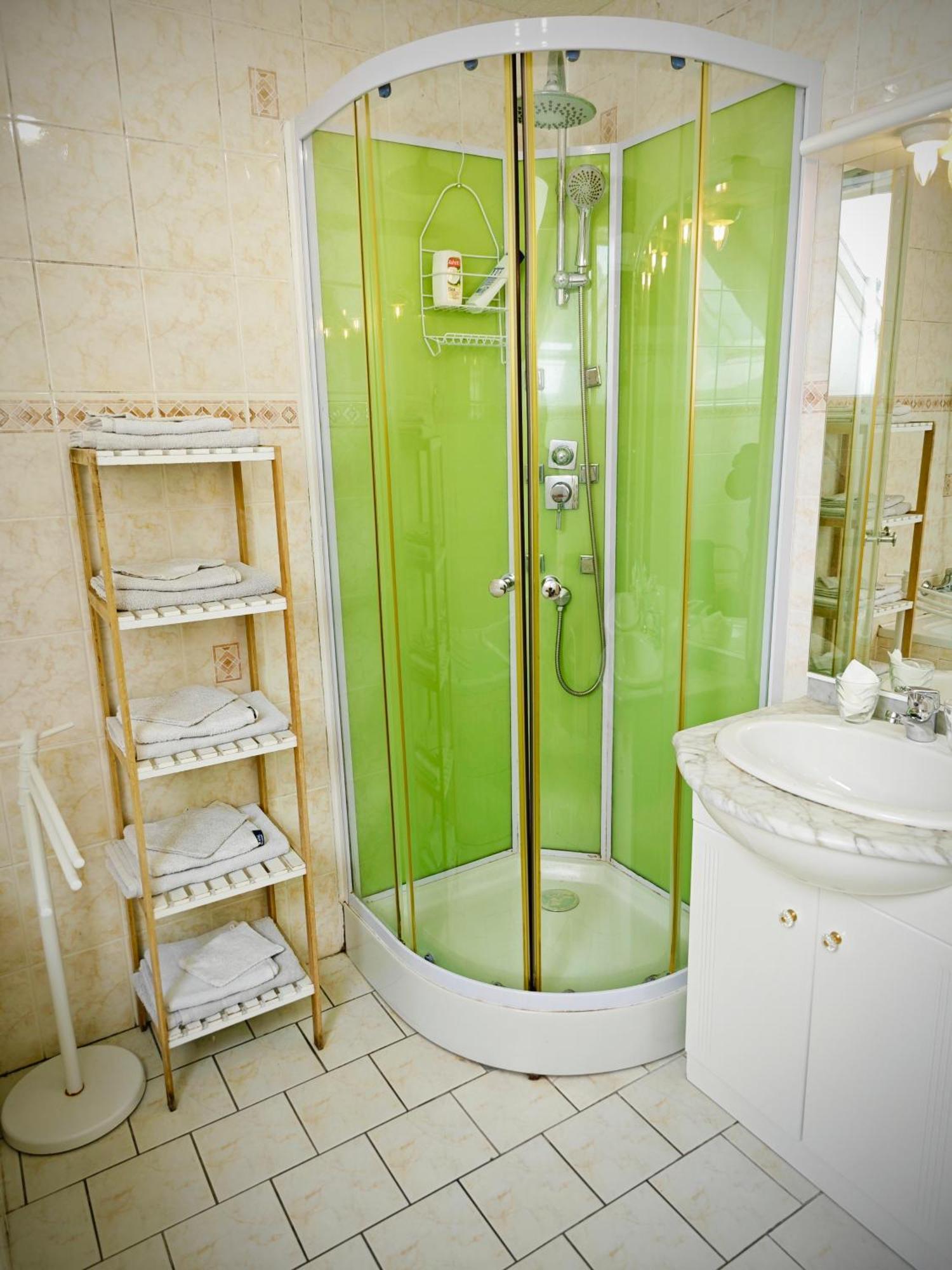 בובואר Chambres Les Salles מראה חיצוני תמונה